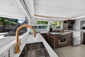 salon, Leopard 50, catamaran for sale