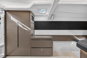 bed, Leopard 50, catamaran for sale