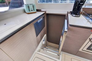 interior, Leopard 50, catamaran for sale