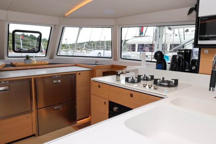 salon, Nautitech 44 Open, catamaran for sale