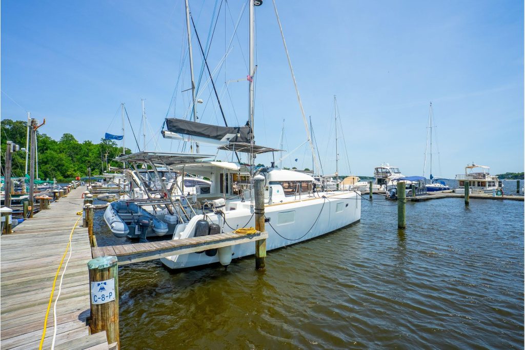 Lagoon 39