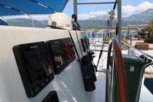 helm, FP 80 Tahiti, catamaran for sale