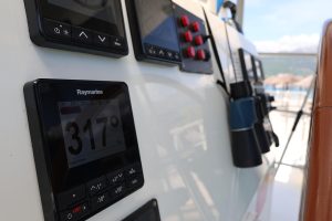 helm, FP 80 Tahiti, catamaran for sale