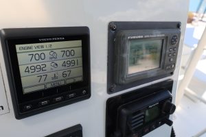 navigation station, FP 80 Tahiti, catamaran for sale