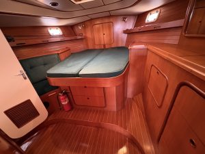 bed, Taswell 49, sailboat for sale