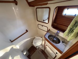 bath, Taswell 49, sailboat for sale