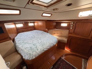 bed, Taswell 49, sailboat for sale