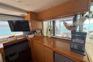 interior, Lagoon 450, catamaran for sale