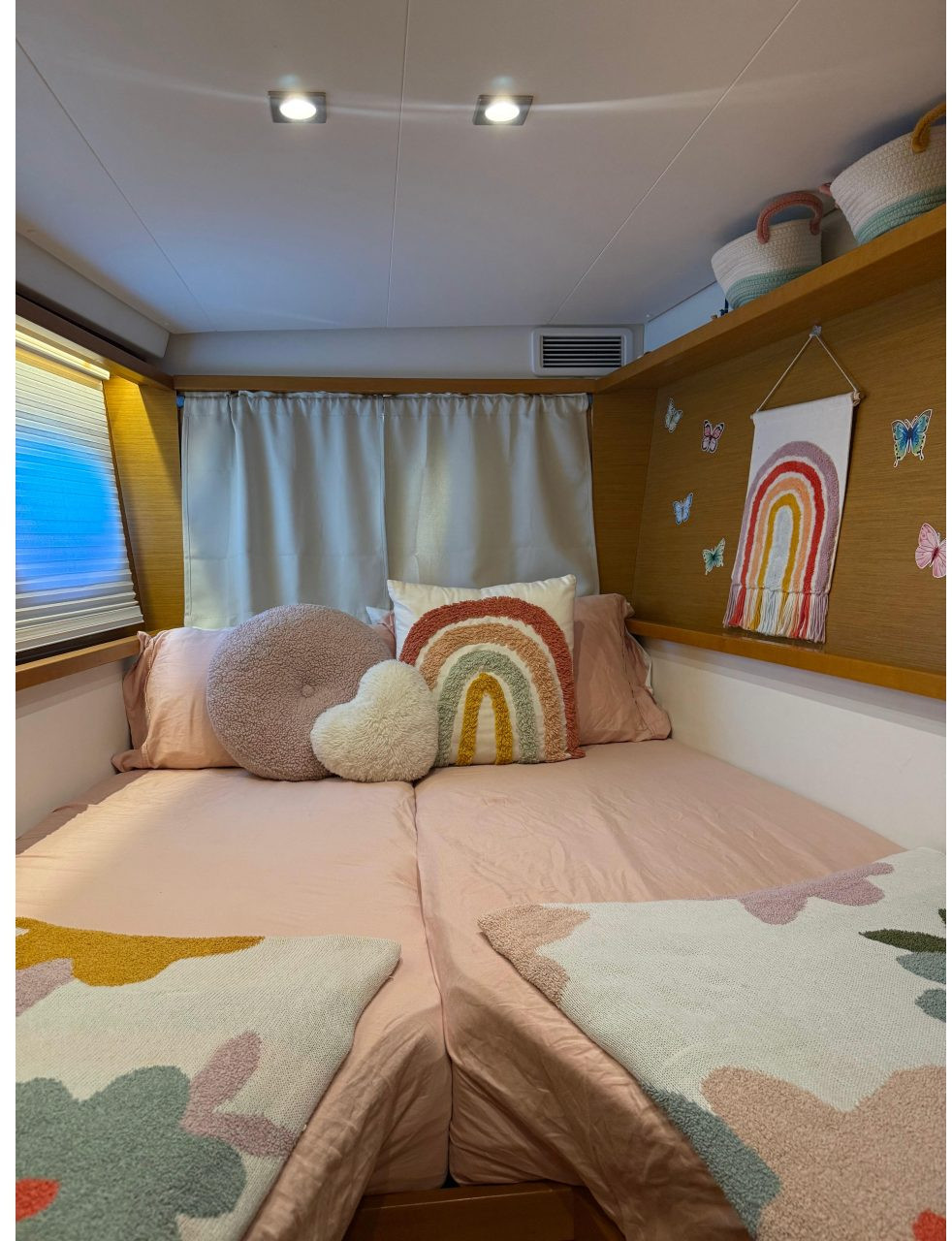 bed, Lagoon 450, catamaran for sale