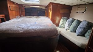 bed, Irwin 54, sailboat for sale