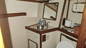 bath, Irwin 54, sailboat for sale