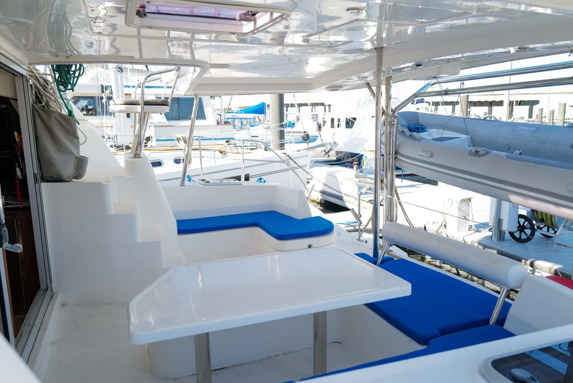 2012 Leopard 44