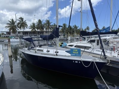 Catalina 320, sailboat for sale