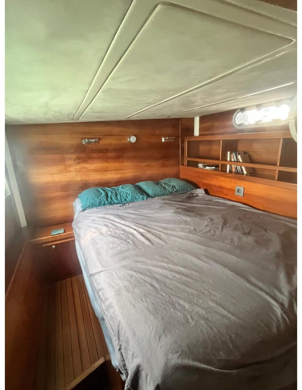 bed, Catana 471, catamaran for sale