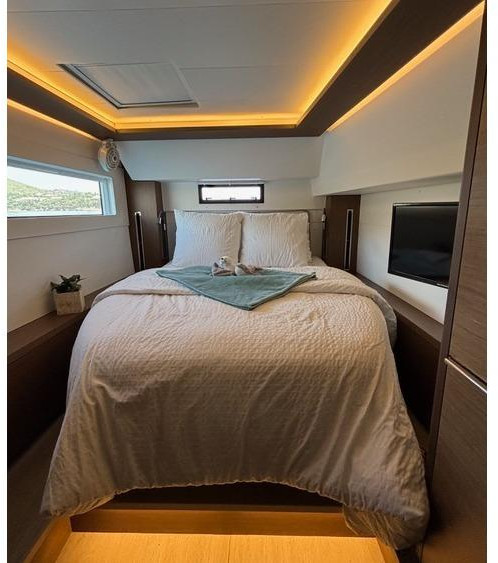 bed, Lagoon 46, catamaran for sale