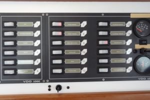 electrical, Naval Force 3, catamaran for sale