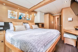 bed, Lagoon 560, catamaran for sale