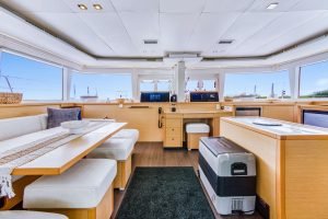salon, Lagoon 560, catamaran for sale