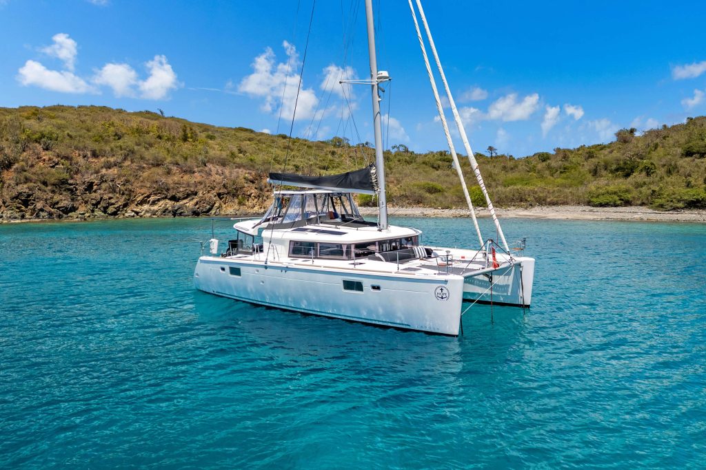 Lagoon 450 F interior salon and galley