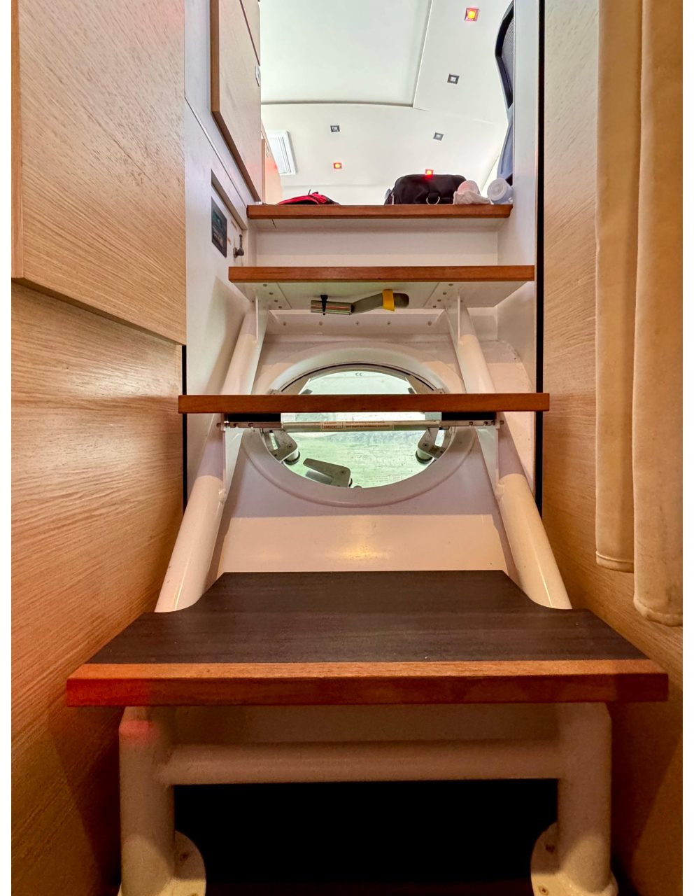 bed, Outremer 51, catamaran for sale