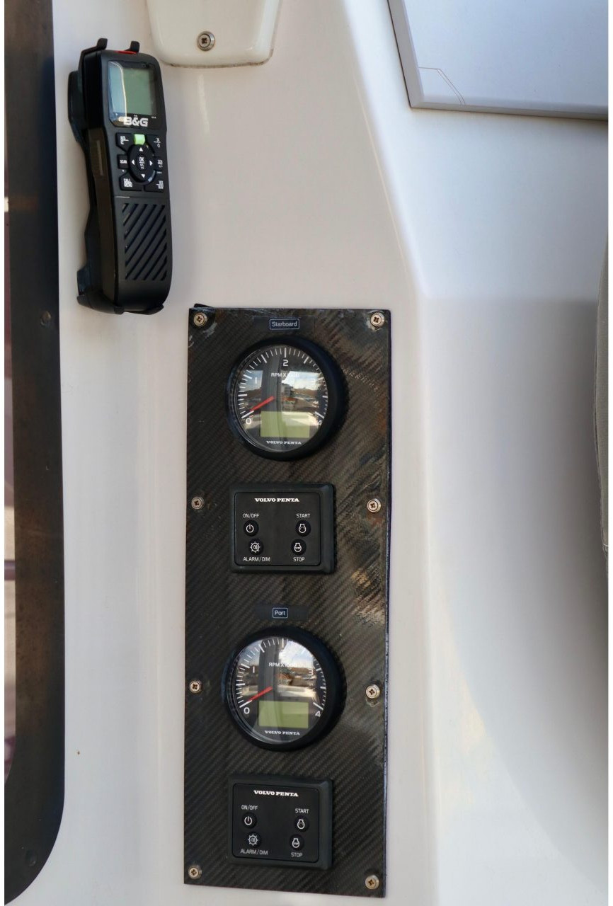 helm, Outremer 51, catamaran for sale