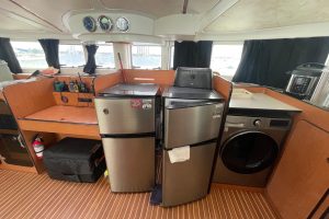 Lagoon 570, catamaran for sale