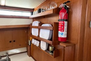 salon, President 43, trawler for sale