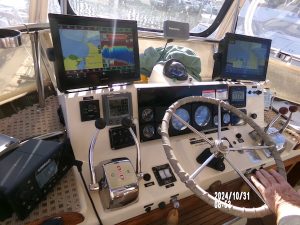 helm, President 43, trawler for sale