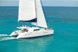 underway, Lagoon 440, catamaran for sale