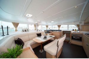 salon, Lagoon 440, catamaran for sale