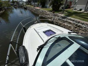 deck, Jeanneau 895, trawler for sale