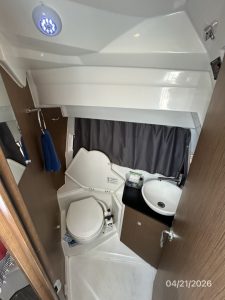 bath, Jeanneau 895, trawler for sale