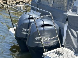 exterior, Jeanneau 895, trawler for sale