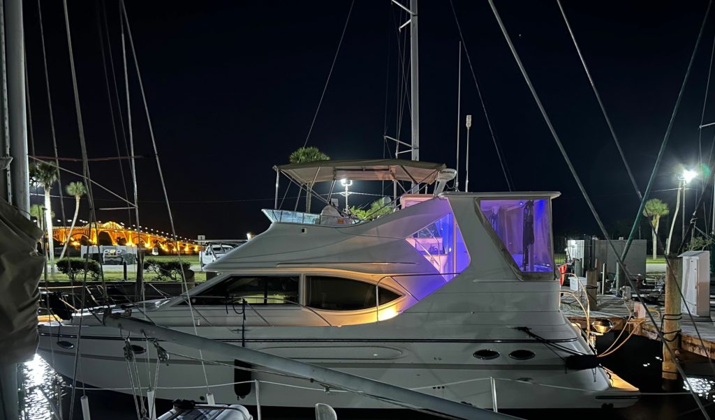 Maxum 4100 SCA, trawler for sale