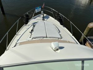 deck, Maxum 4100 SCA, trawler for sale