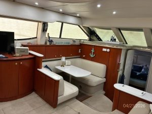 salon, Maxum 4100 SCA, trawler for sale