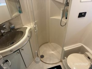 bath, Maxum 4100 SCA, trawler for sale