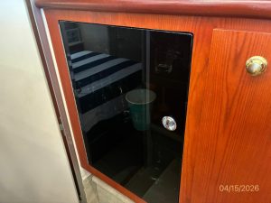 interior, Maxum 4100 SCA, trawler for sale