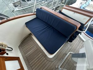 cockpit, Defever 49, trawler for sale