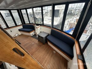cockpit, Defever 49, trawler for sale
