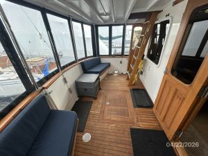 cockpit, Defever 49, trawler for sale
