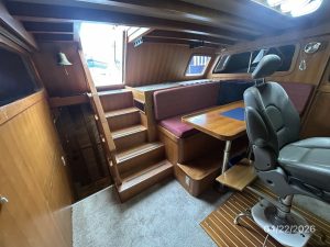navigation station, Defever 49, trawler for sale