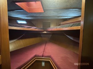 bed, Defever 49, trawler for sale
