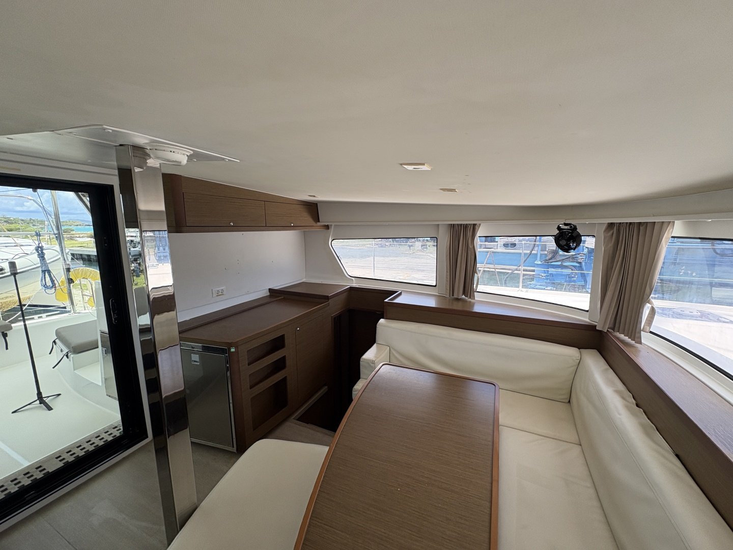 2019 Lagoon 42