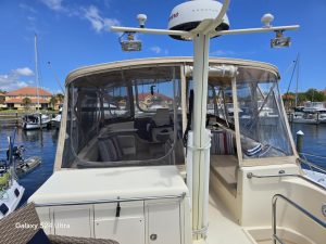exterior, Mainship 400, trawler for sale