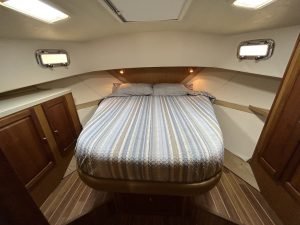 Mainship 400, trawler for sale
