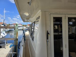 exterior, Mainship 400, trawler for sale