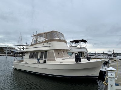 Mainship 400, trawler for sale