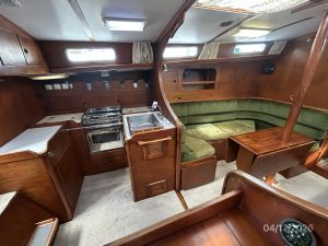 salon, Rival 41, sailboat for sale