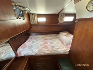 bed, Rival 41, sailboat for sale